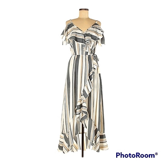 Hint Of Blush Dresses & Skirts - 🐝 Maxi Dress Fall Lovers🍁Woman's Flowing Long Casual/Luxury Dress